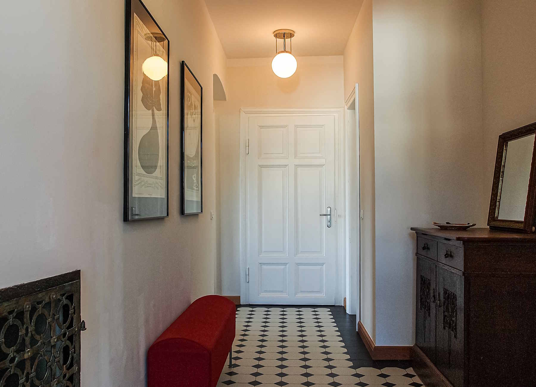 Ofen Suite Flur